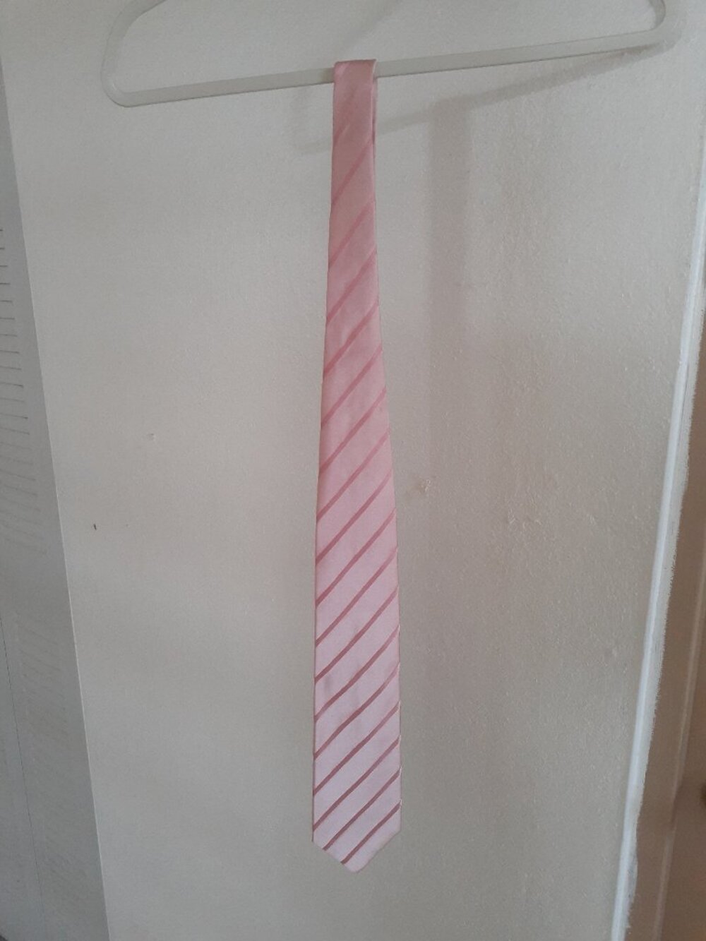 Van Heusen tie pink line pattern silk handmade
